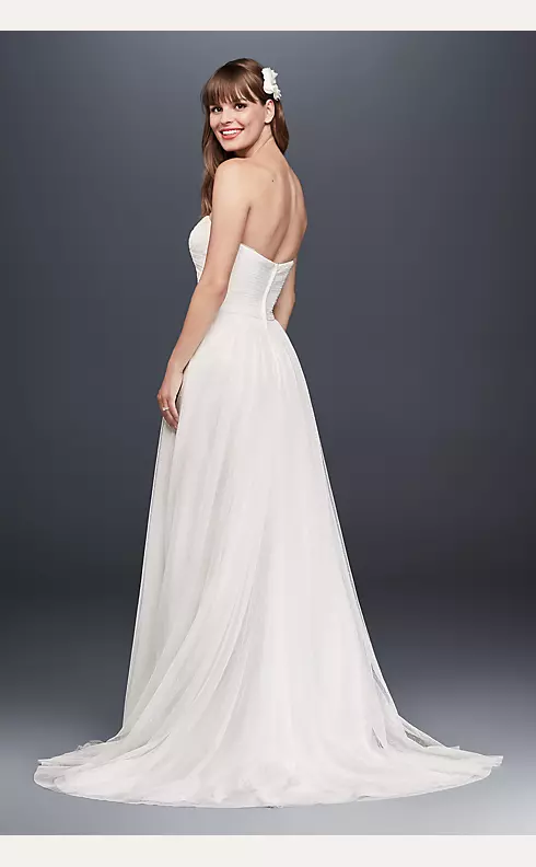 Dot Tulle Sweetheart Neck Plus Size Wedding Dress Image 2