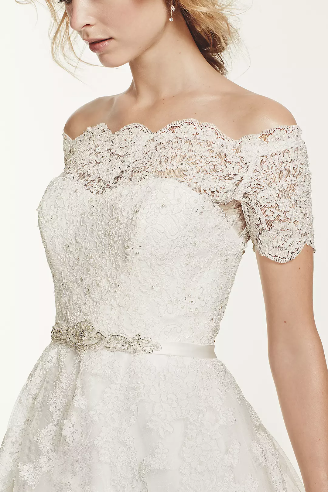 As-Is Short Sleeve Off The Shoulder Wedding Dress Image 3