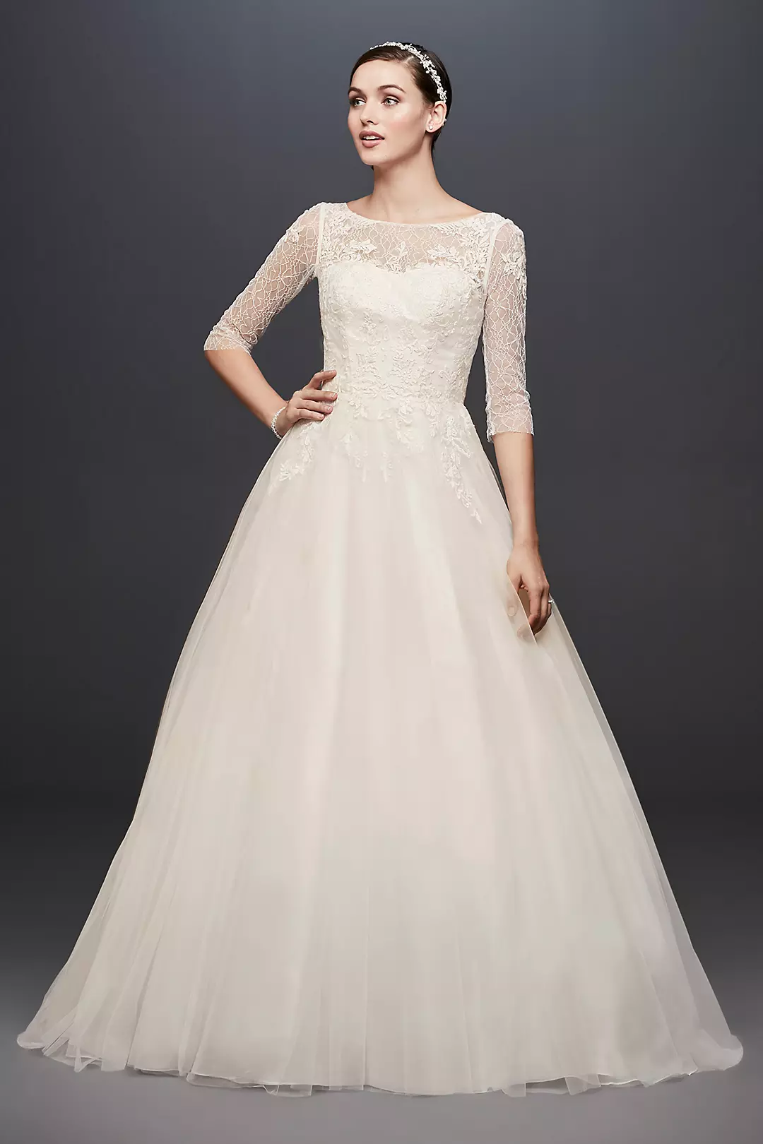 3/4 Sleeve Wedding Dress with Lace and Tulle Skirt Image