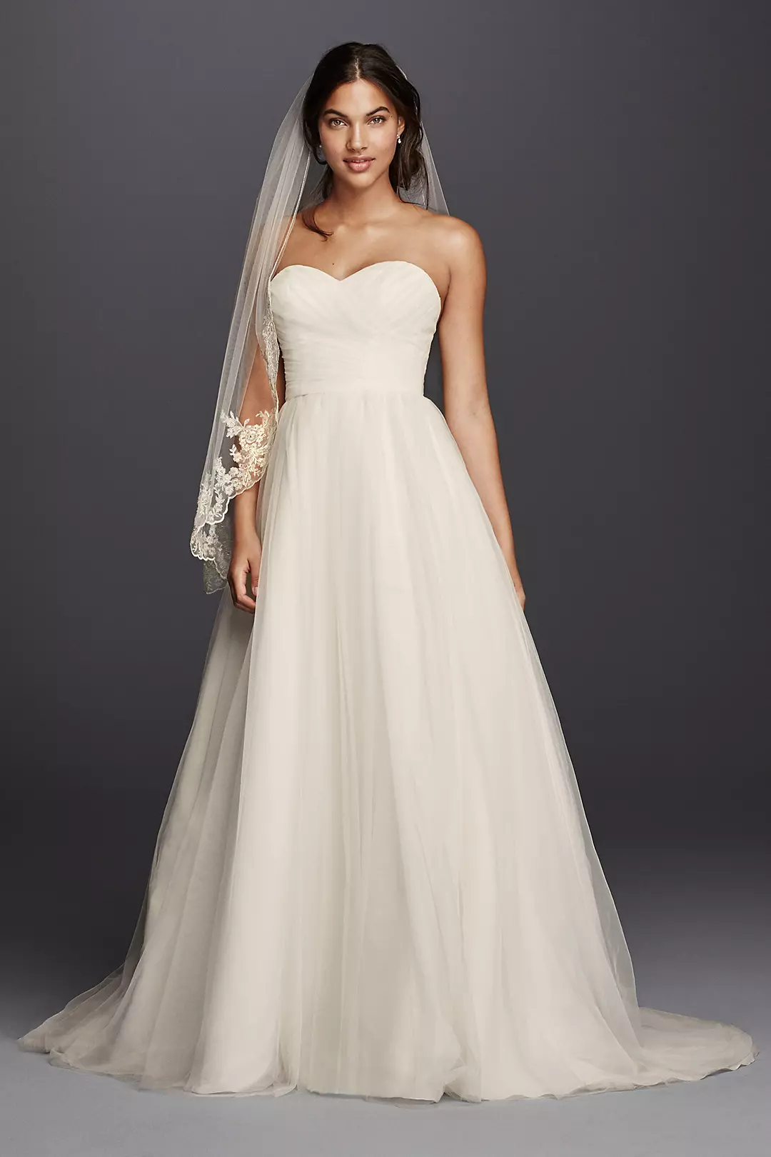 As-Is Strapless Sweetheart Tulle Wedding Dress Image