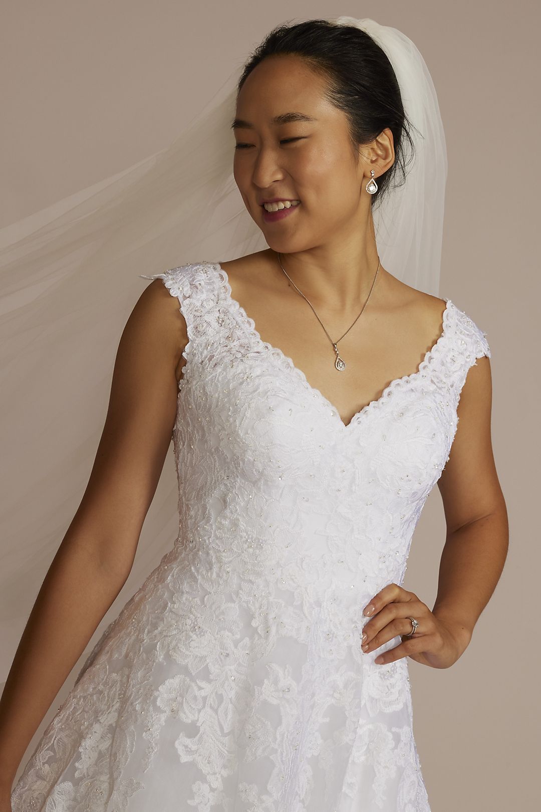 Scalloped Lace and Tulle Wedding Dress Image 3