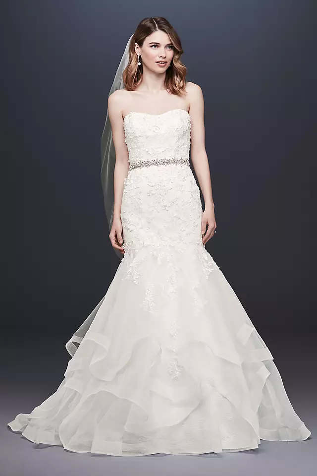As-Is Appliqued Tulle-Over-Lace Wedding Dress Image