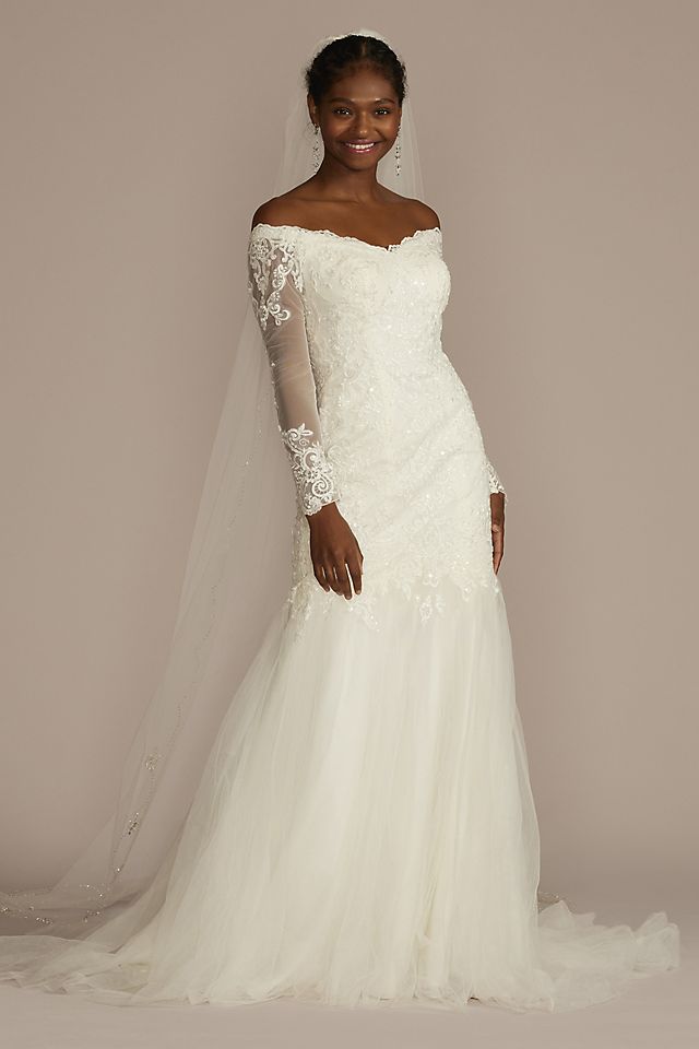 Long Sleeve Lace and Tulle Trumpet Wedding Dress Image 9