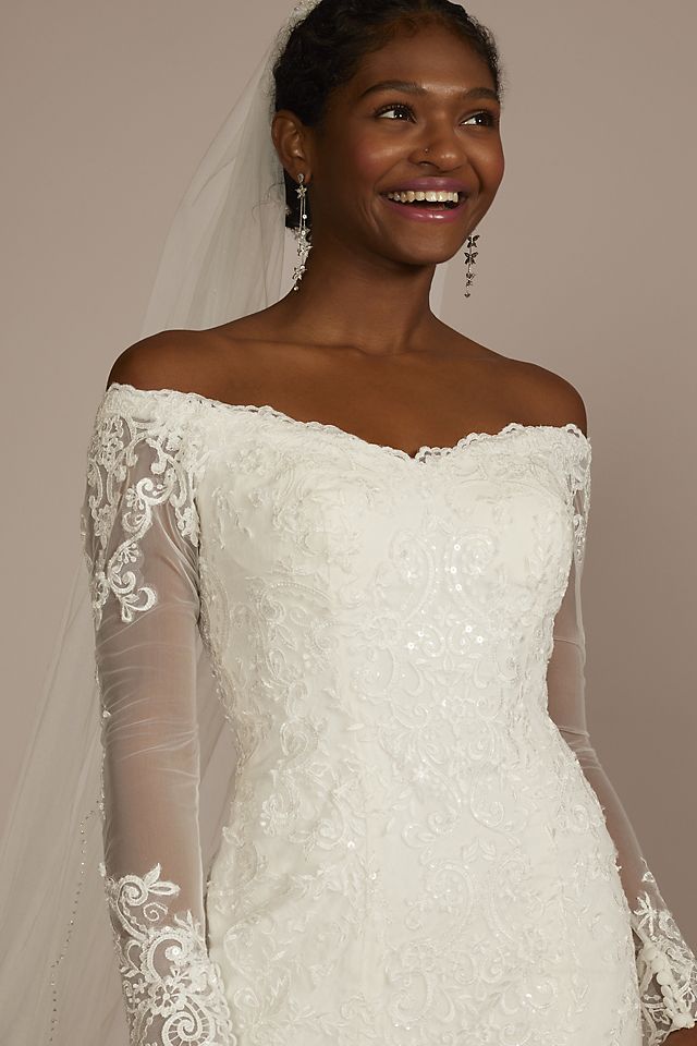 Long Sleeve Lace and Tulle Trumpet Wedding Dress Image 9