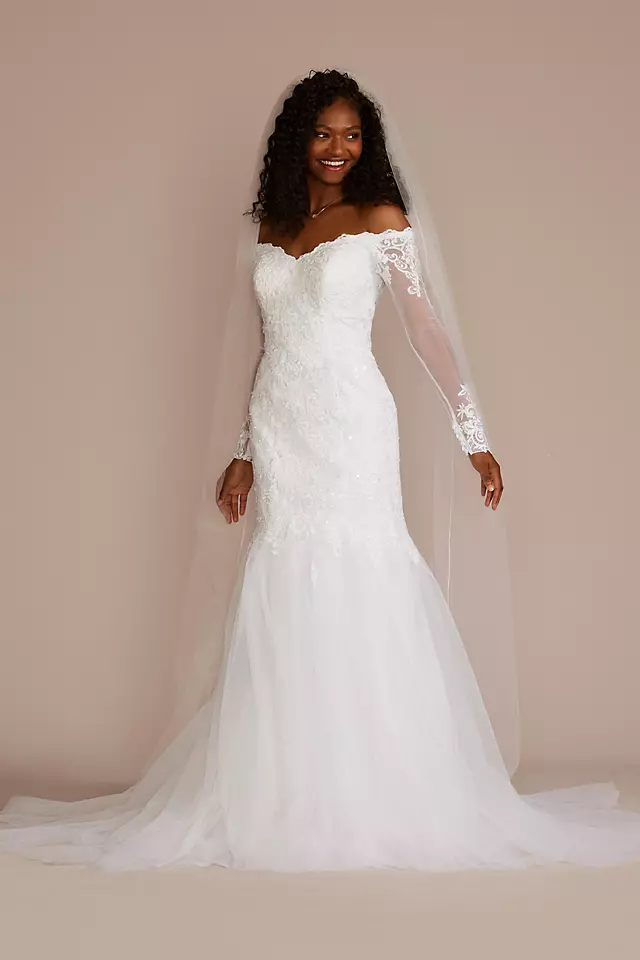 Long Sleeve Lace and Tulle Trumpet Wedding Dress Image