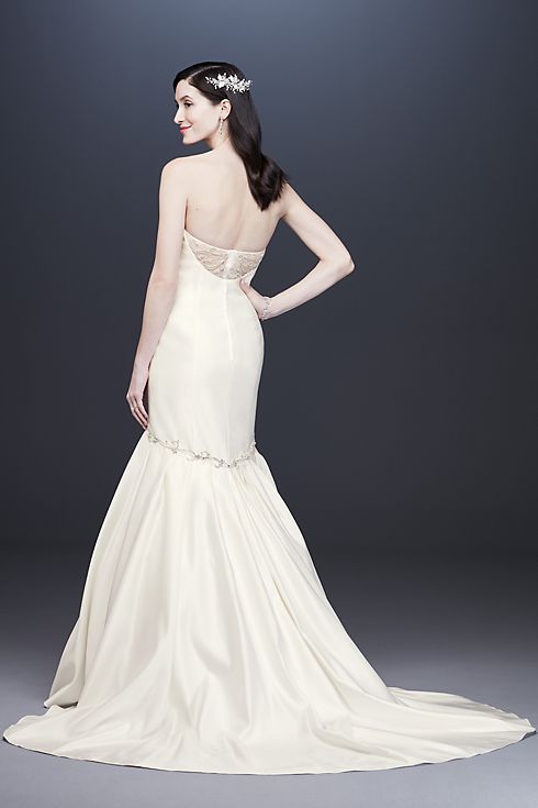 As-Is Beaded Sweetheart Mermaid Wedding Dress Image 5