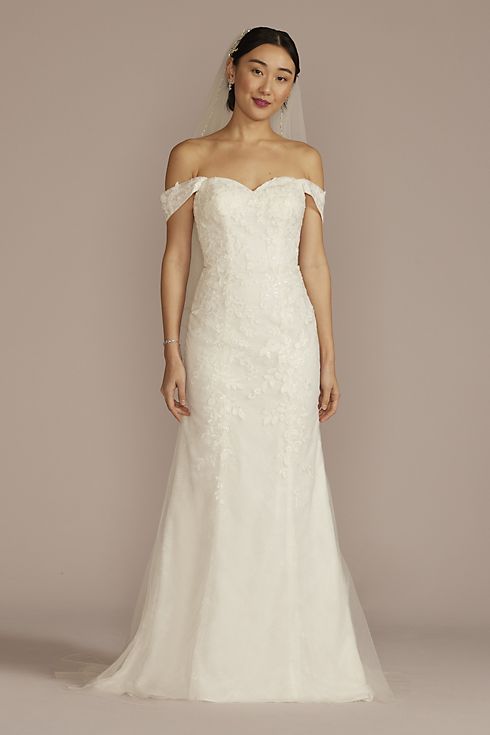Off-Shoulder Lace Applique Sheath Wedding Dress Image 5
