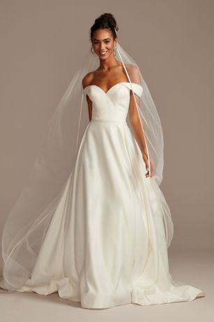 Satin Trimmed Mid Length Bridal Veil