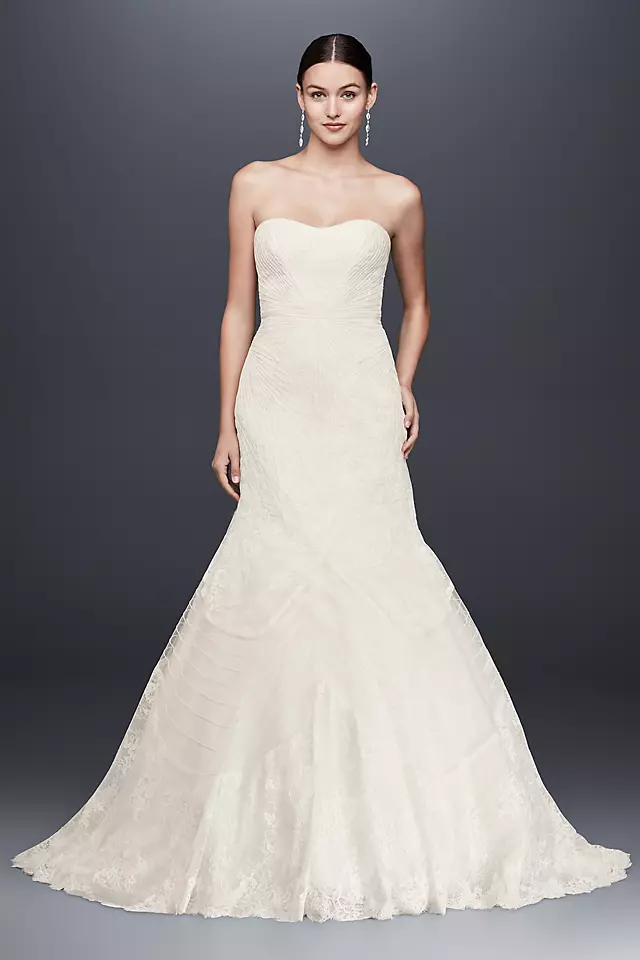 As-Is Geometric Corded Wedding Dress Image