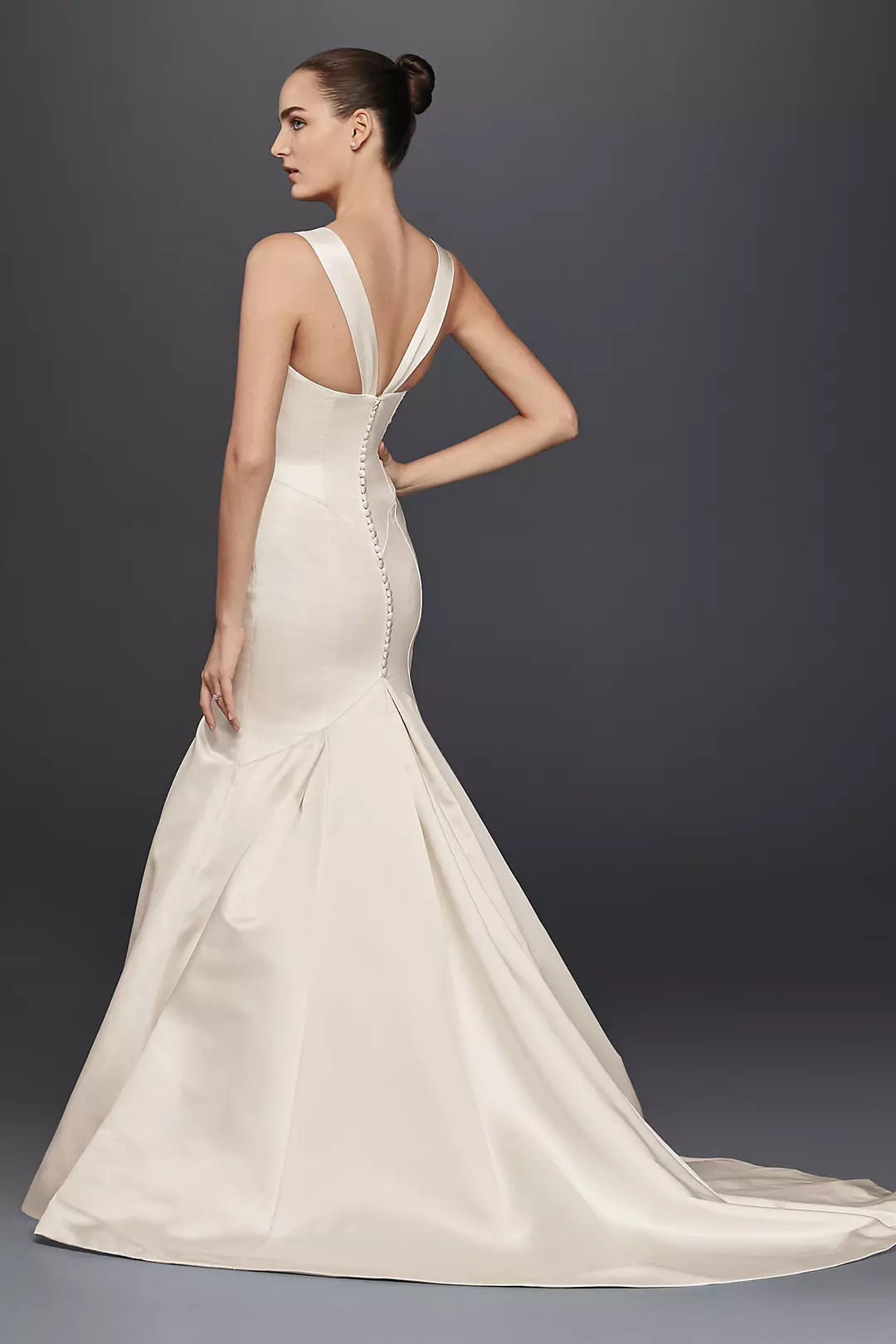 As-Is Mermaid Wedding Dress with Crystal Image 2