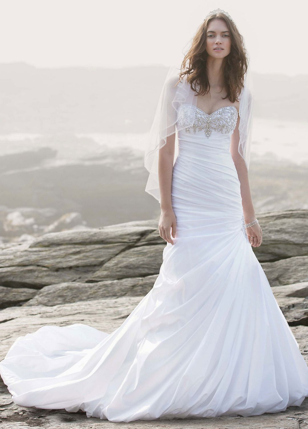 Strapless Sweetheart Trumpet Wedding Gown Image 3