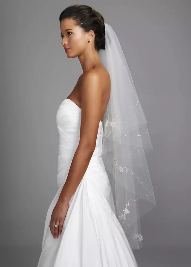Walking Veil with Floral Motif and Cut Edge Image