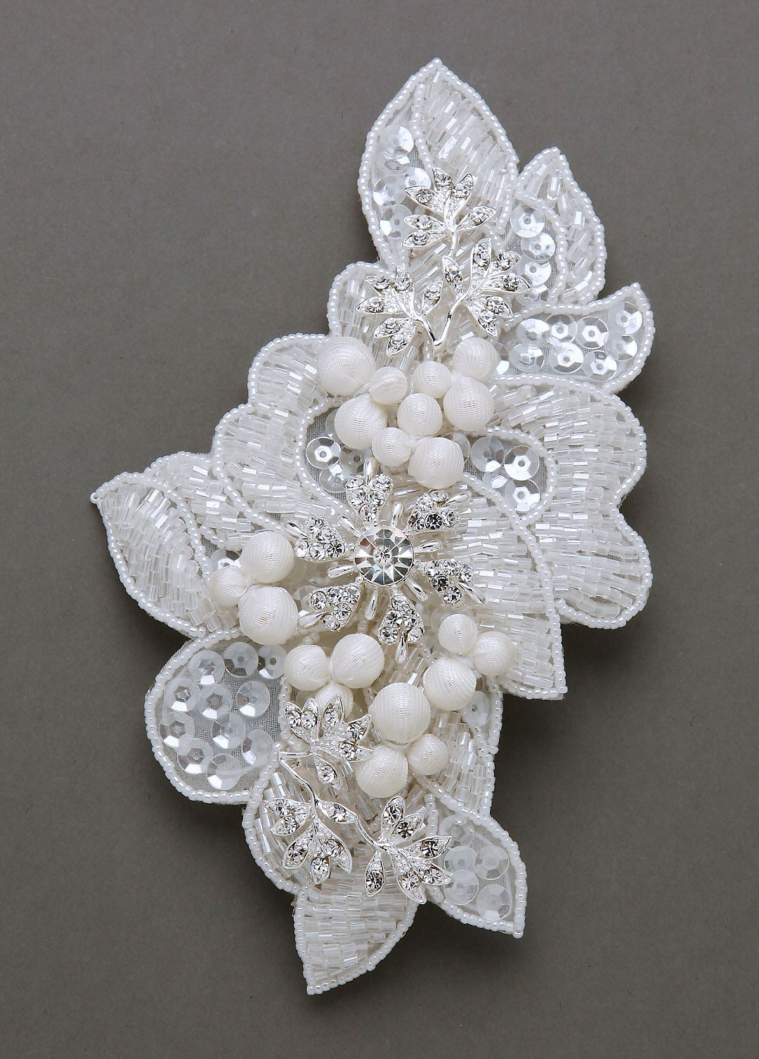 Sequin Beaded Comb with Pearls Image 3