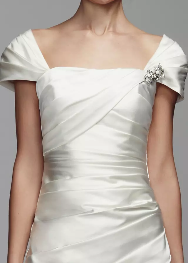 Short Cap Sleeve Satin Dress with Ruching Detail Image 4