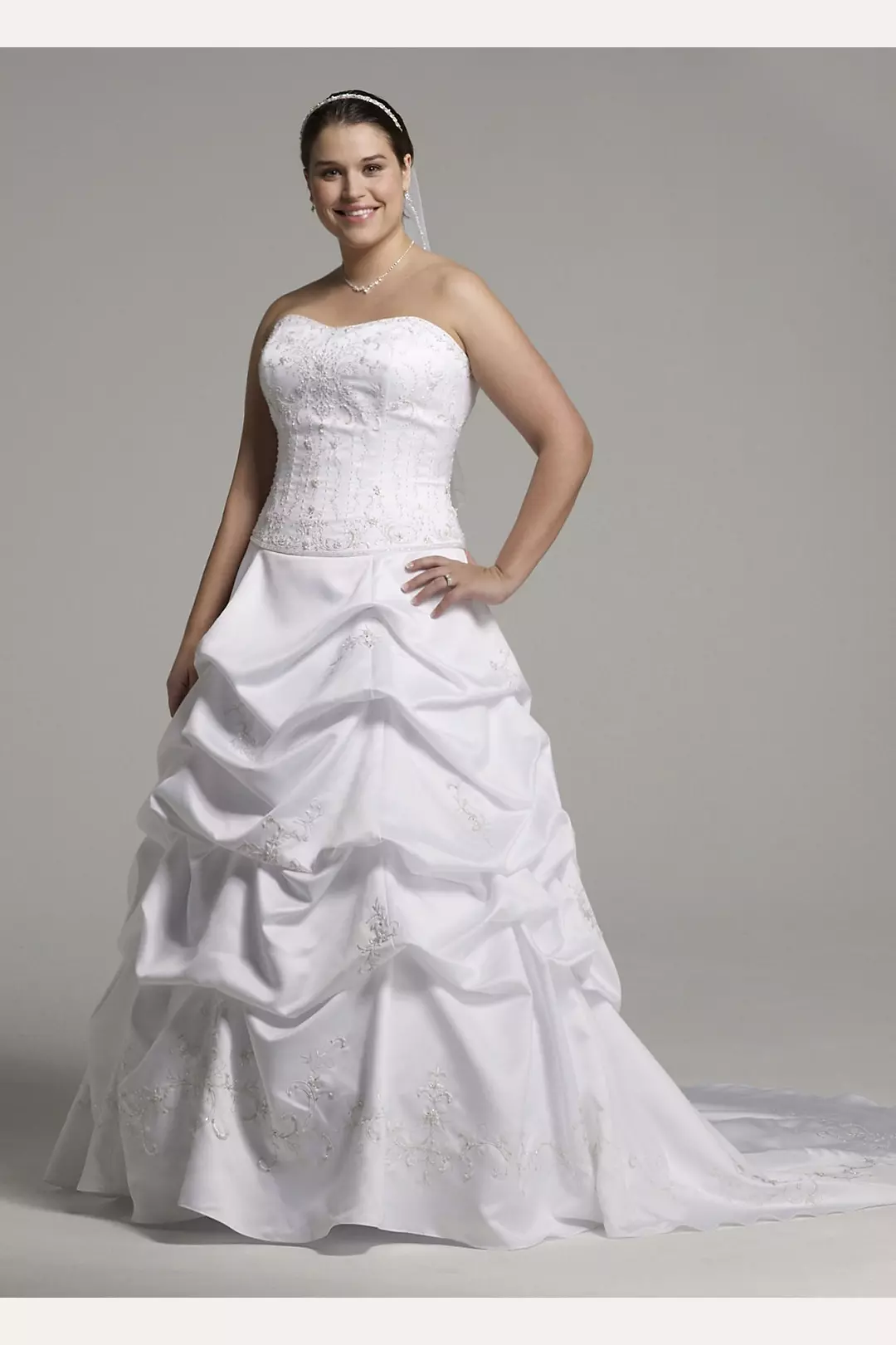 Strapless Ball Gown Wedding Dress With Beaded Embroidery